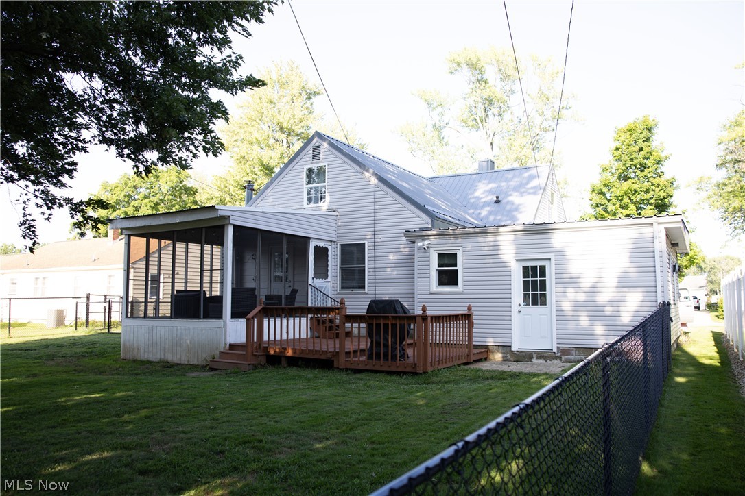 3049 Avondale Avenue Ashtabula OH 44004