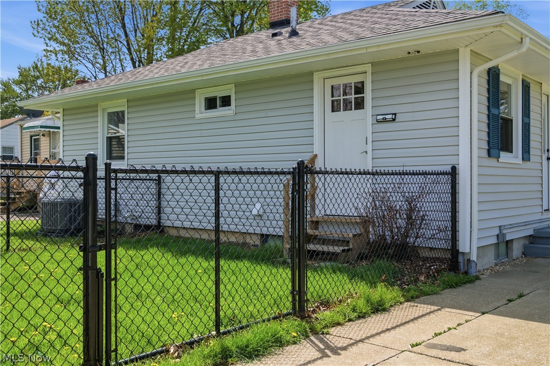 3428 Vineland Avenue Ashtabula OH 44004