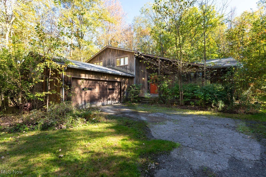 19121 Brewster Road Aurora OH 44202