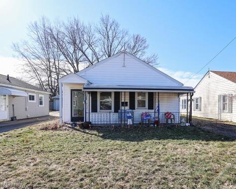 805 Clark Street Elyria OH 44035