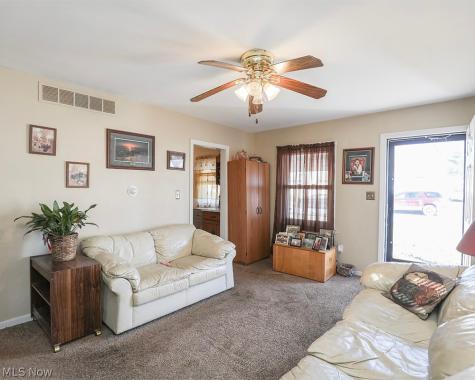 805 Clark Street Elyria OH 44035