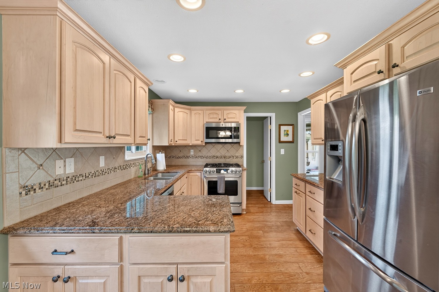 16116 Shurmer Road Strongsville OH 44136
