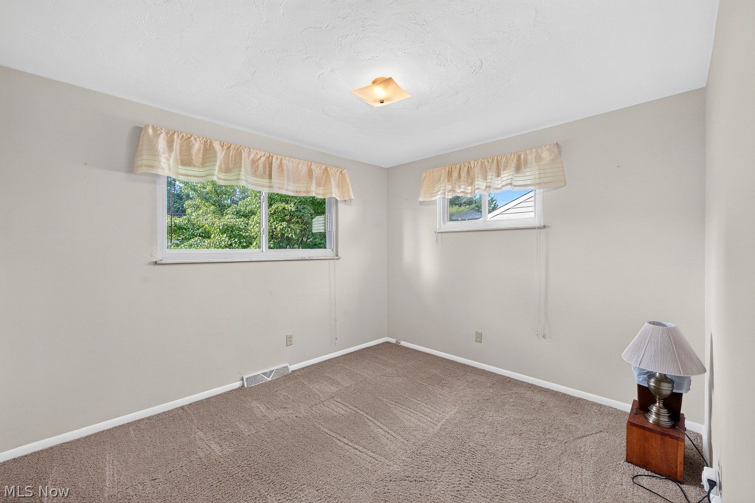 16116 Shurmer Road Strongsville OH 44136