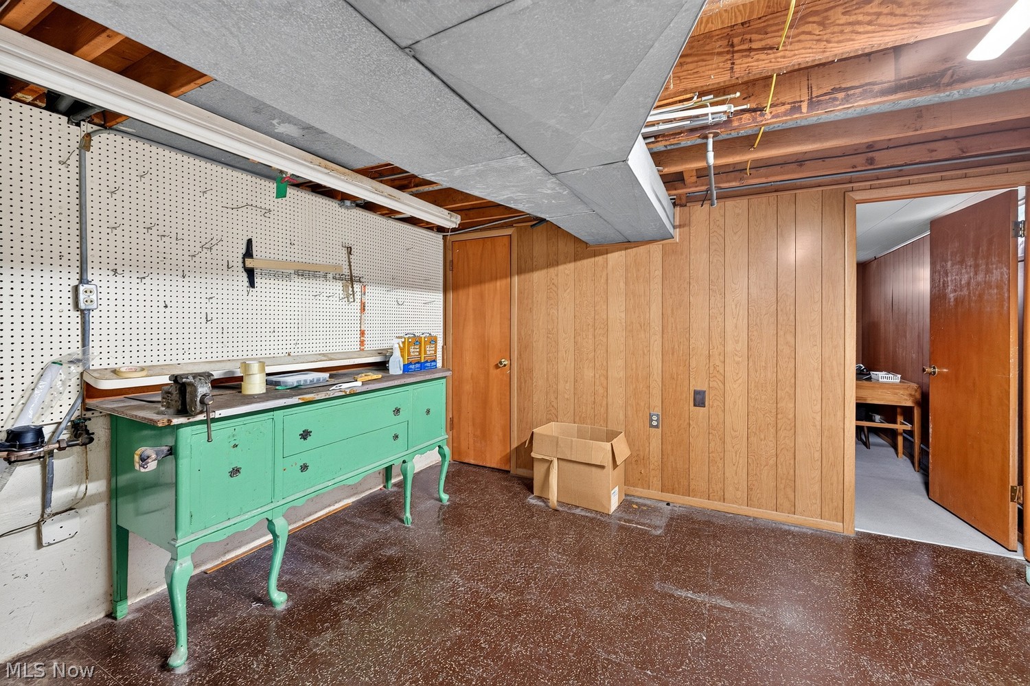 16116 Shurmer Road Strongsville OH 44136
