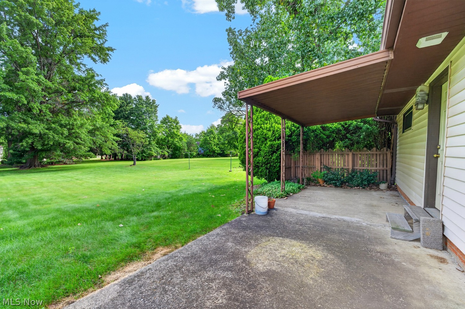 16116 Shurmer Road Strongsville OH 44136