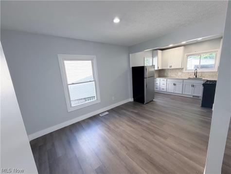 337 Lucas Street Barberton OH 44203