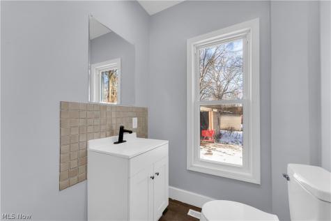 337 Lucas Street Barberton OH 44203