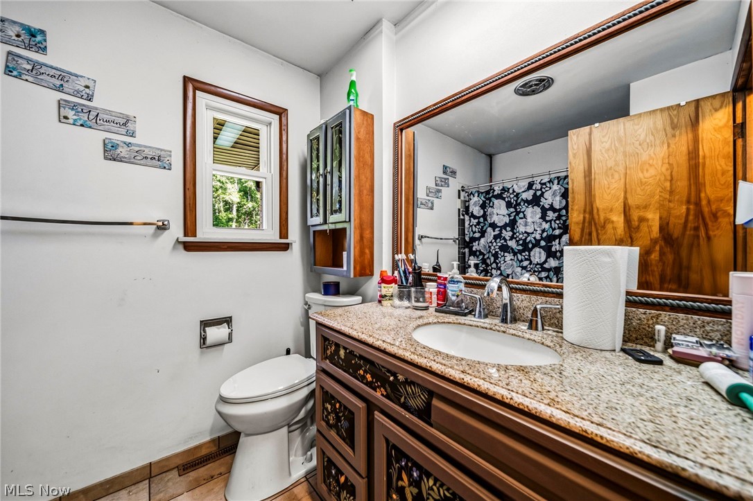 3241 Randall Court Rock Creek OH 44084