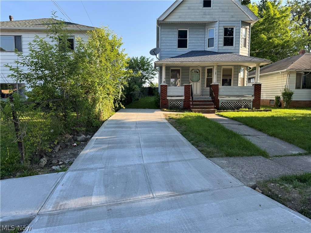14148 Berwyn Avenue Cleveland OH 44111