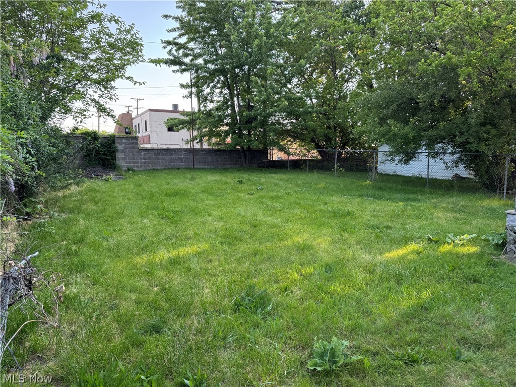 14148 Berwyn Avenue Cleveland OH 44111