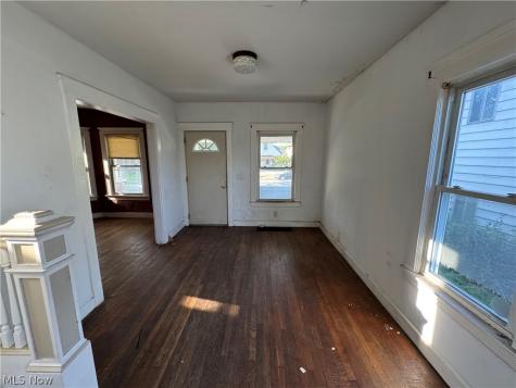 14148 Berwyn Avenue Cleveland OH 44111