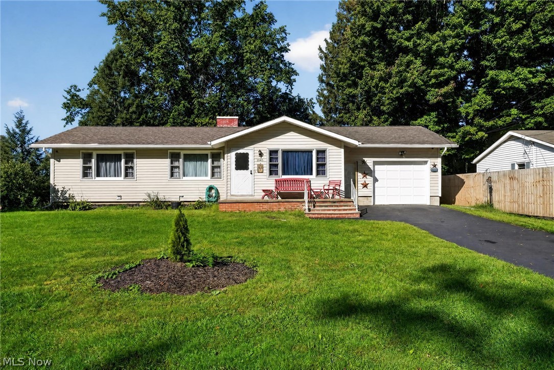 3045 Spencer Circle E Geneva OH 44041