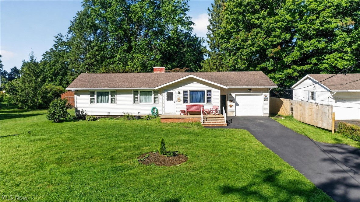 3045 Spencer Circle E Geneva OH 44041