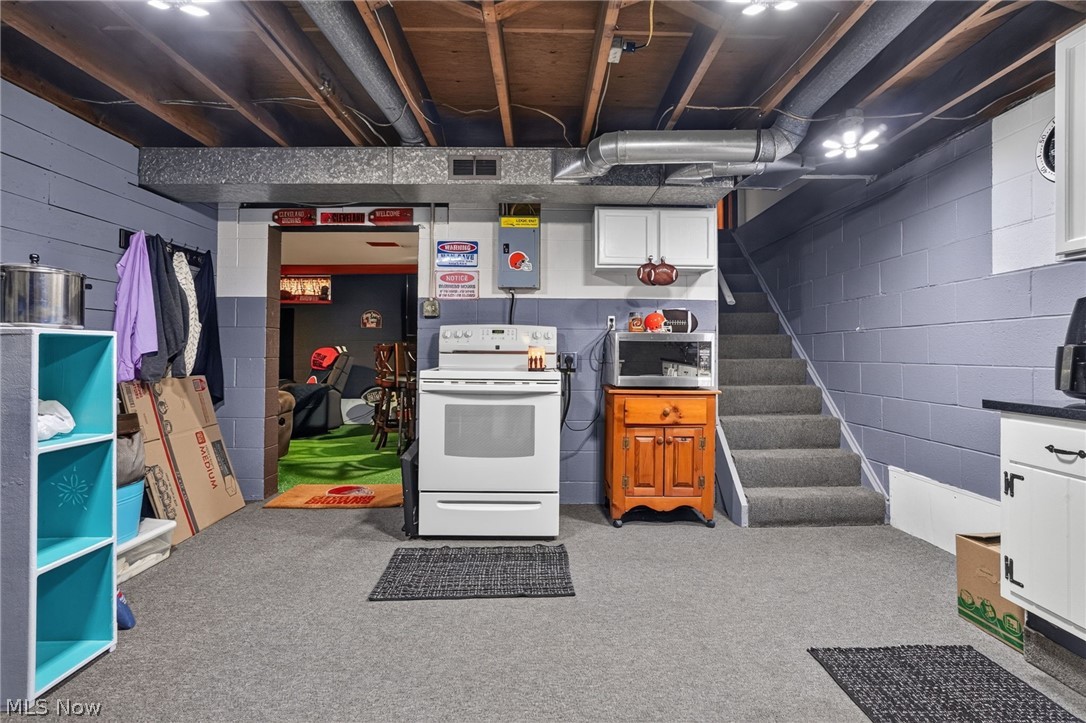 3045 Spencer Circle E Geneva OH 44041