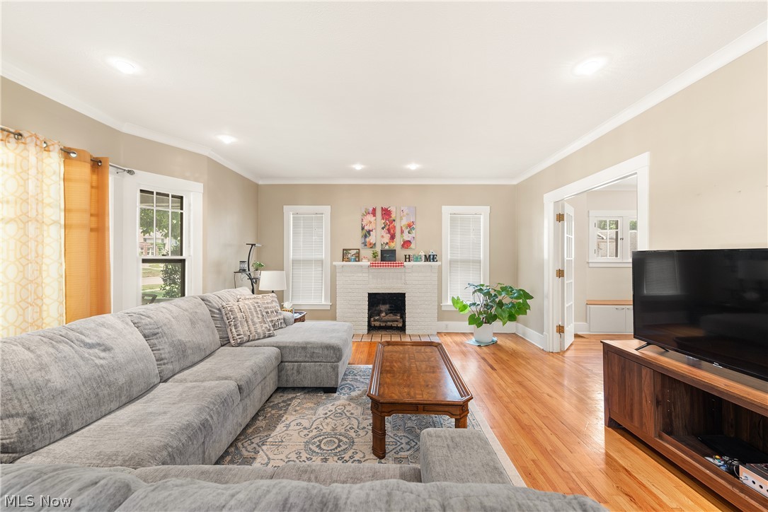 193 1/2 W Main Street Norwalk OH 44857