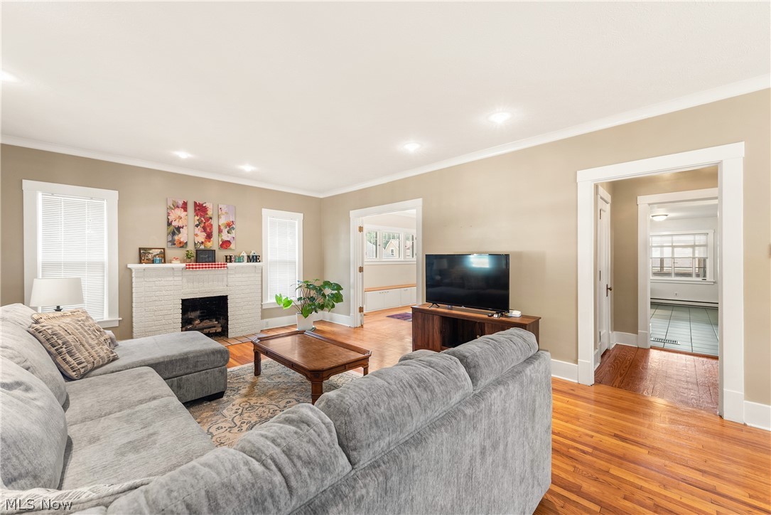193 1/2 W Main Street Norwalk OH 44857