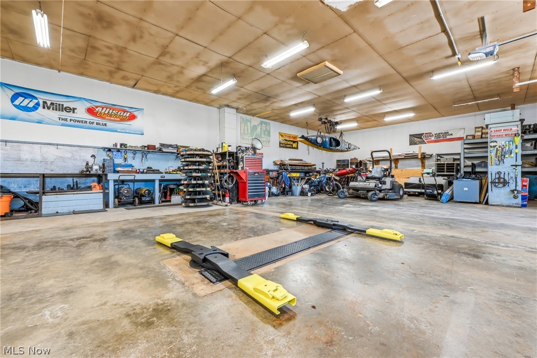 42275 State Route 39 Wellsville OH 43968
