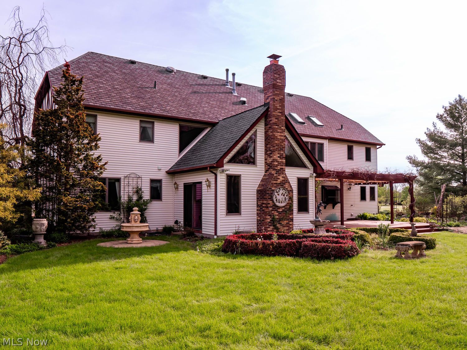37690 Eagle Nest Drive Grafton OH 44044