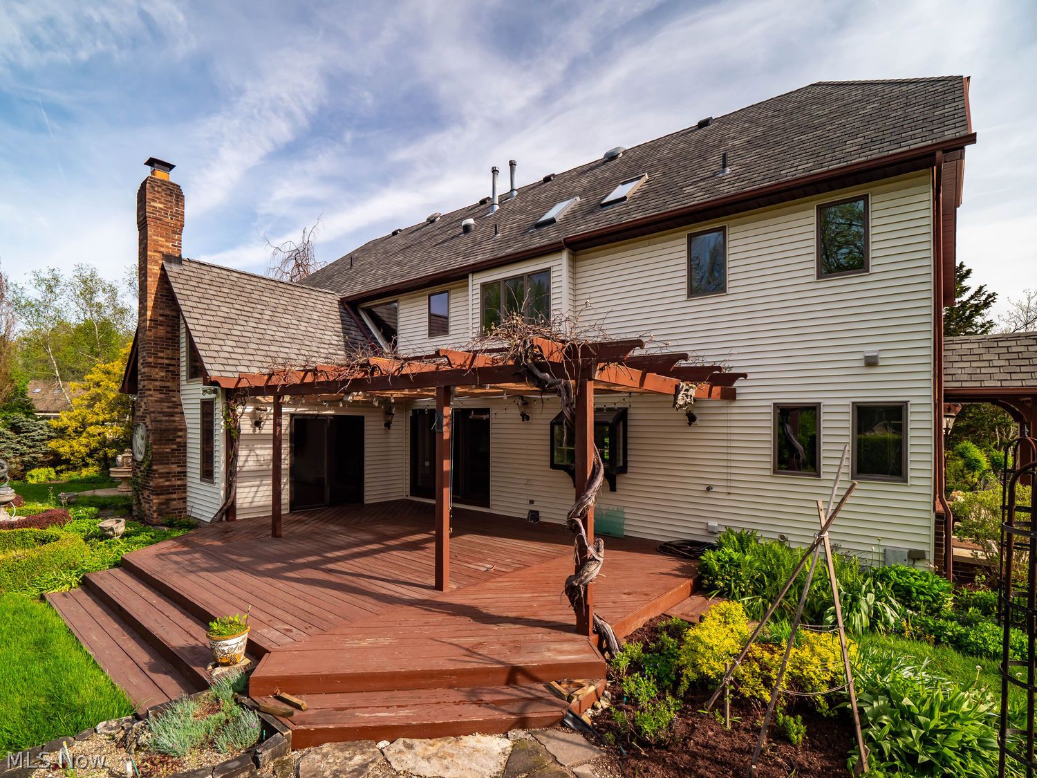 37690 Eagle Nest Drive Grafton OH 44044