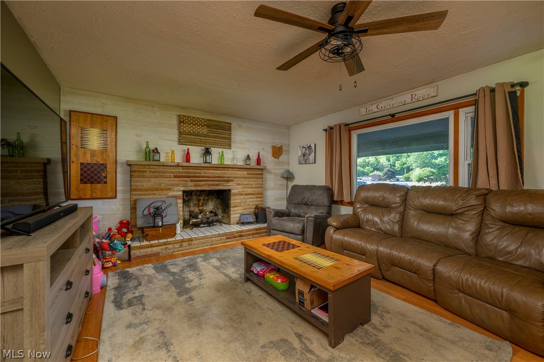 226 School Street Port Washington OH 43837