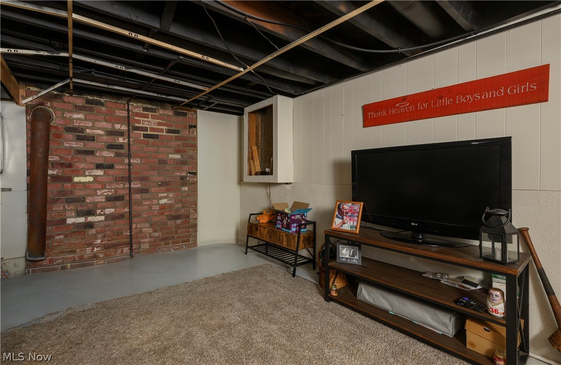 226 School Street Port Washington OH 43837