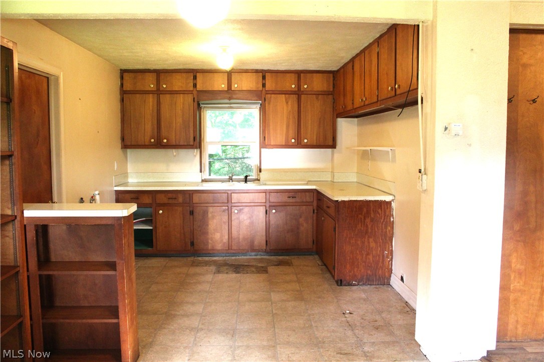 323 Fox Drive Ashtabula OH 44004