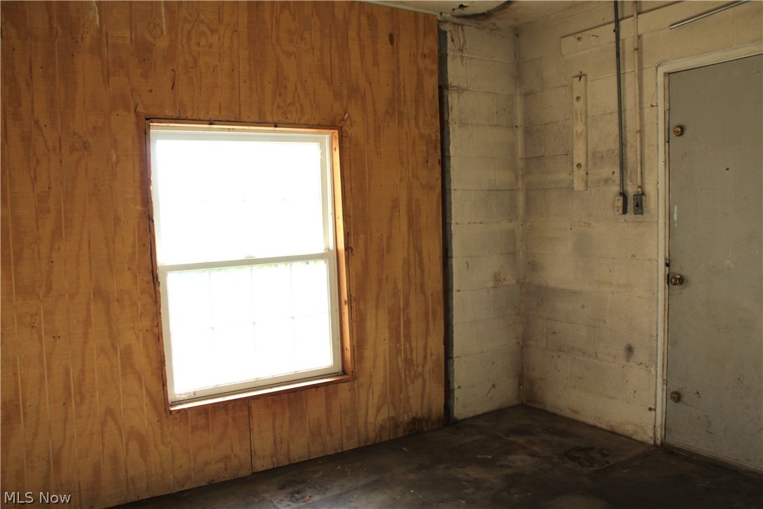 323 Fox Drive Ashtabula OH 44004