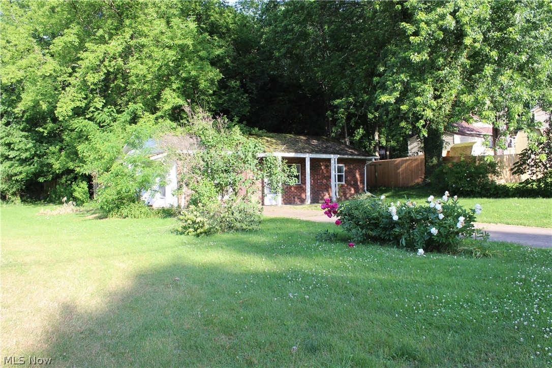 323 Fox Drive Ashtabula OH 44004