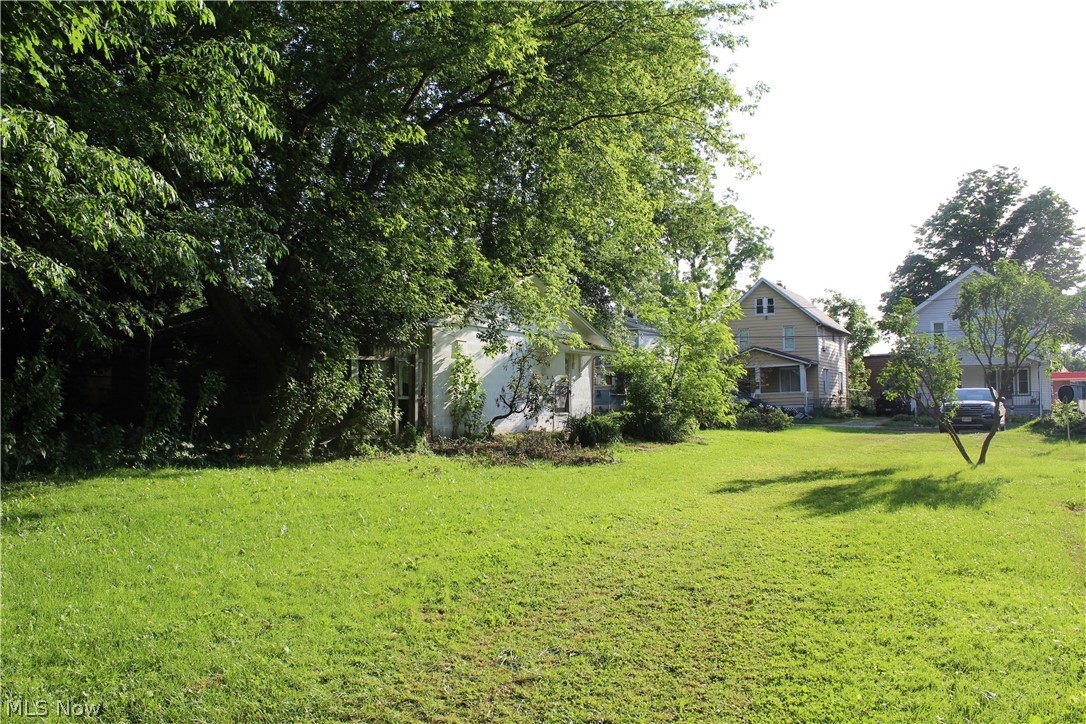 323 Fox Drive Ashtabula OH 44004