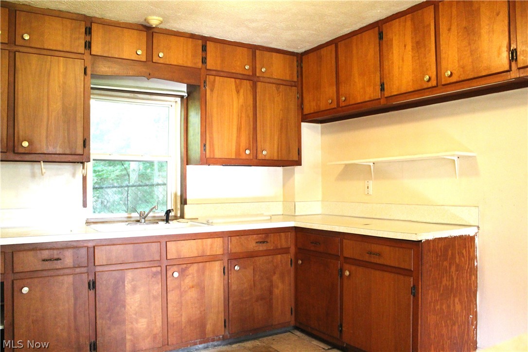 323 Fox Drive Ashtabula OH 44004