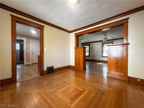 40 Madison Avenue Niles OH 44505