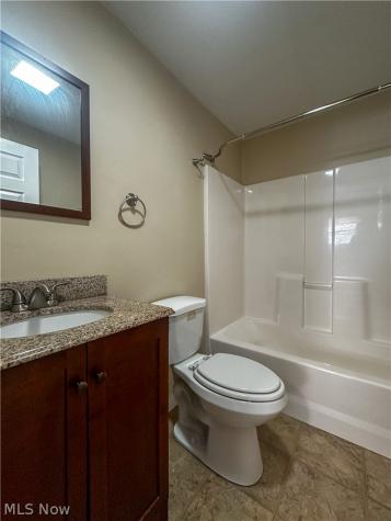40 Madison Avenue Niles OH 44505
