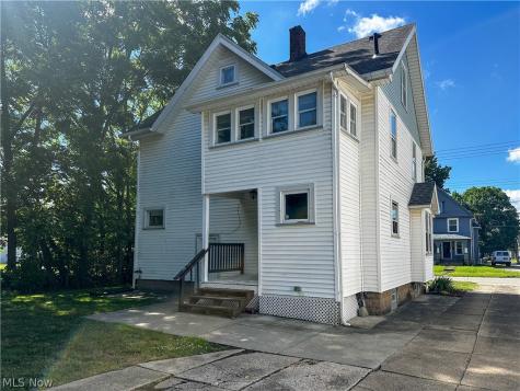 40 Madison Avenue Niles OH 44505