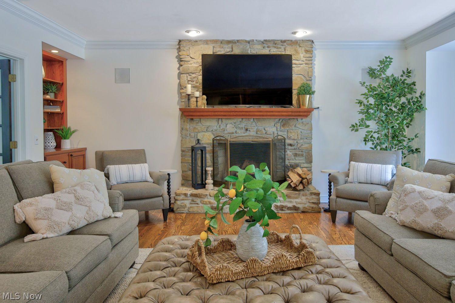 45 Wilding Chase Chagrin Falls OH 44022