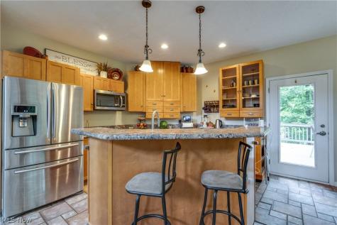 4364 Laburnum Drive Akron OH 44319