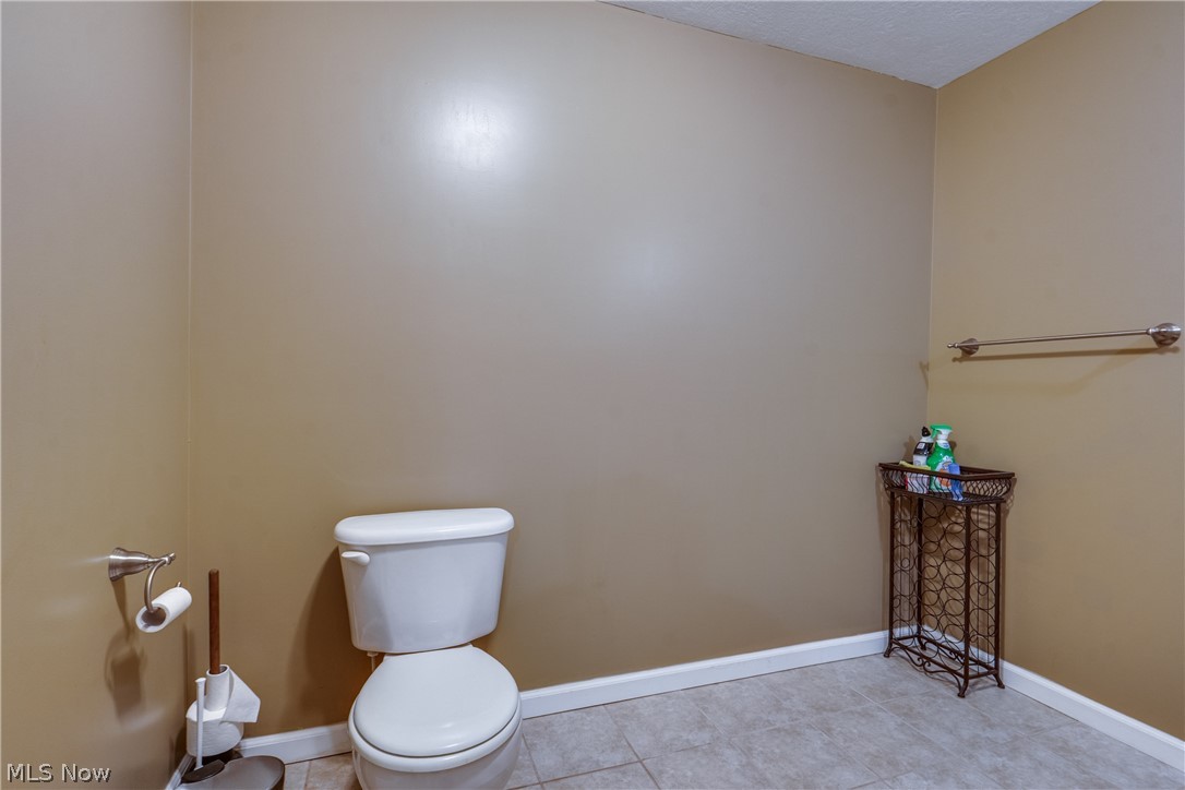 4364 Laburnum Drive Akron OH 44319