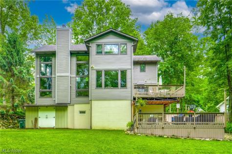 4364 Laburnum Drive Akron OH 44319