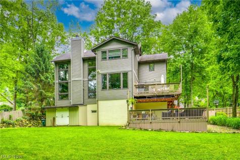 4364 Laburnum Drive Akron OH 44319
