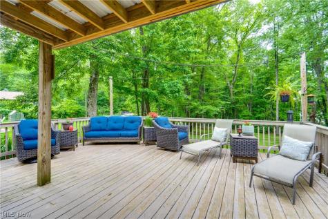 4364 Laburnum Drive Akron OH 44319