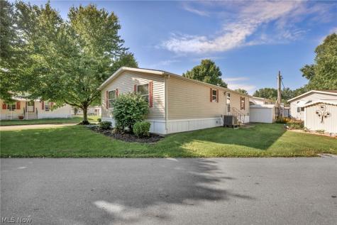 16 Cherry Lane Olmsted Twp OH 44138