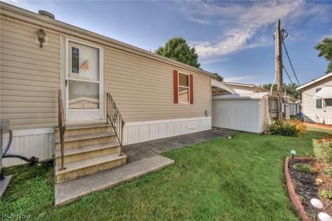 16 Cherry Lane Olmsted Twp OH 44138