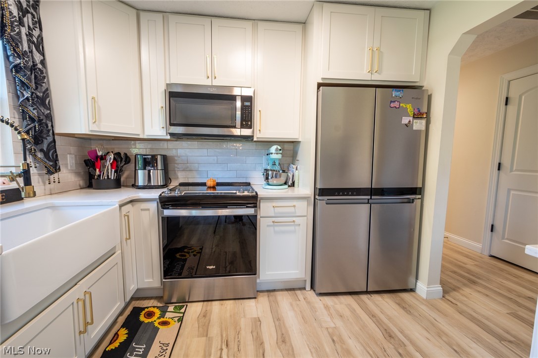 6175 Thompson Clark Road Bristolville OH 44402