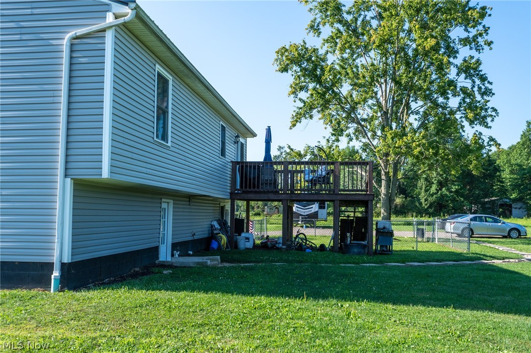 6175 Thompson Clark Road Bristolville OH 44402