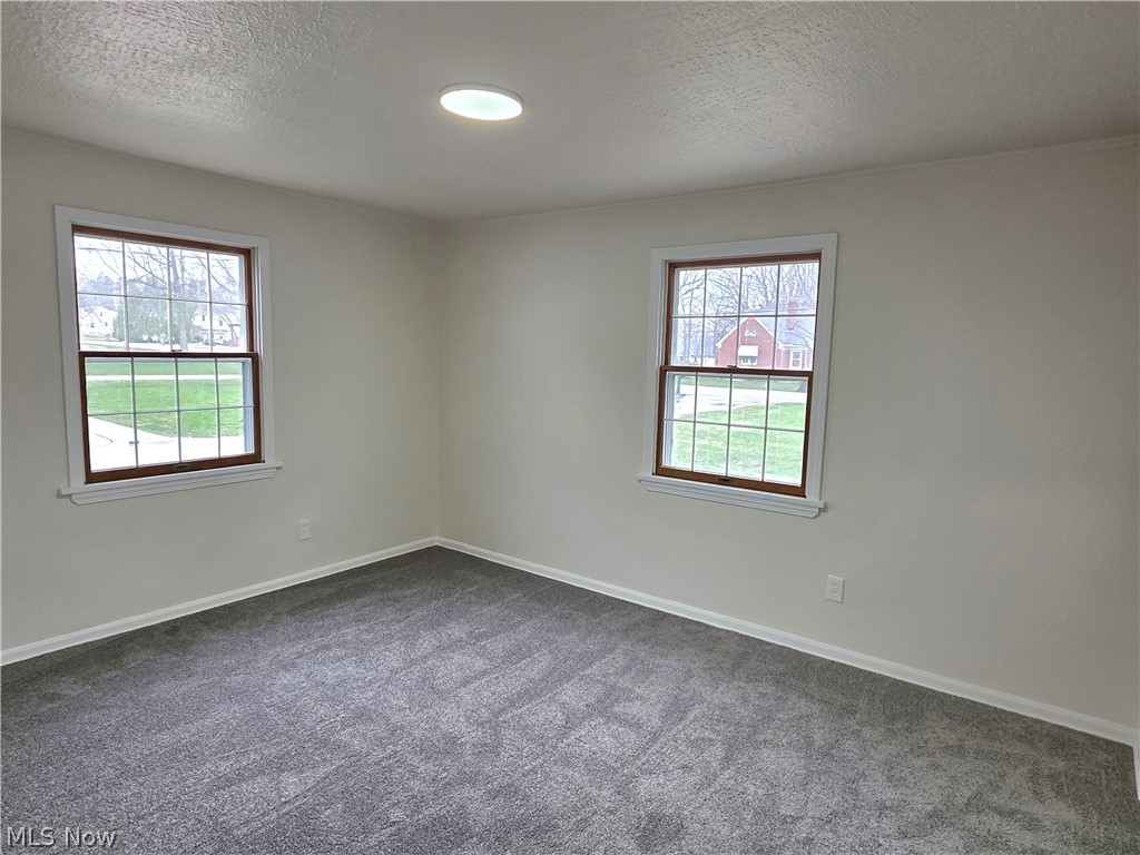 1324 Mapleview Drive Seven Hills OH 44131