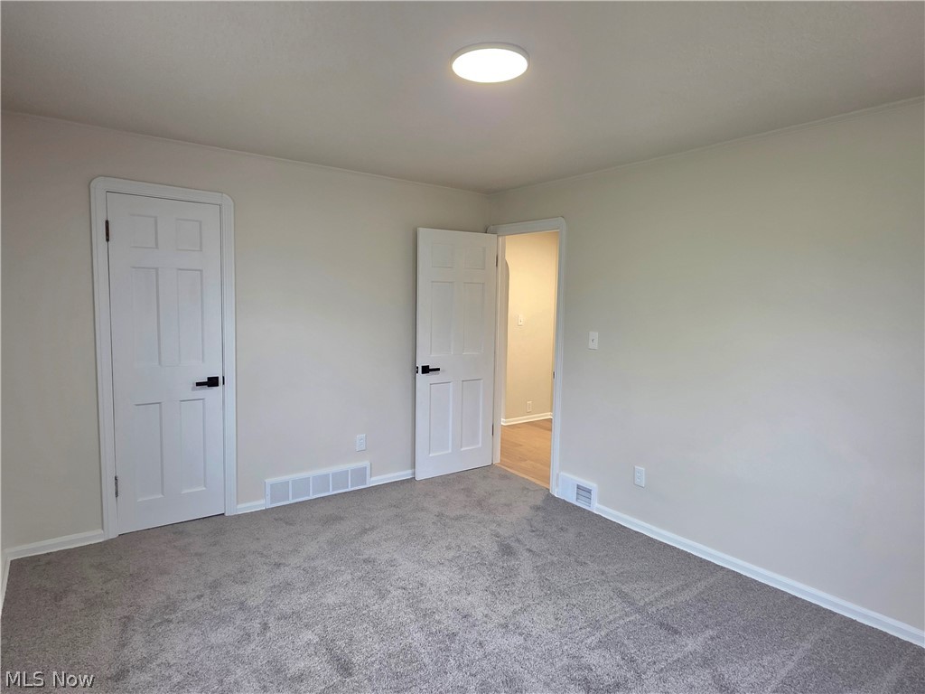 1324 Mapleview Drive Seven Hills OH 44131