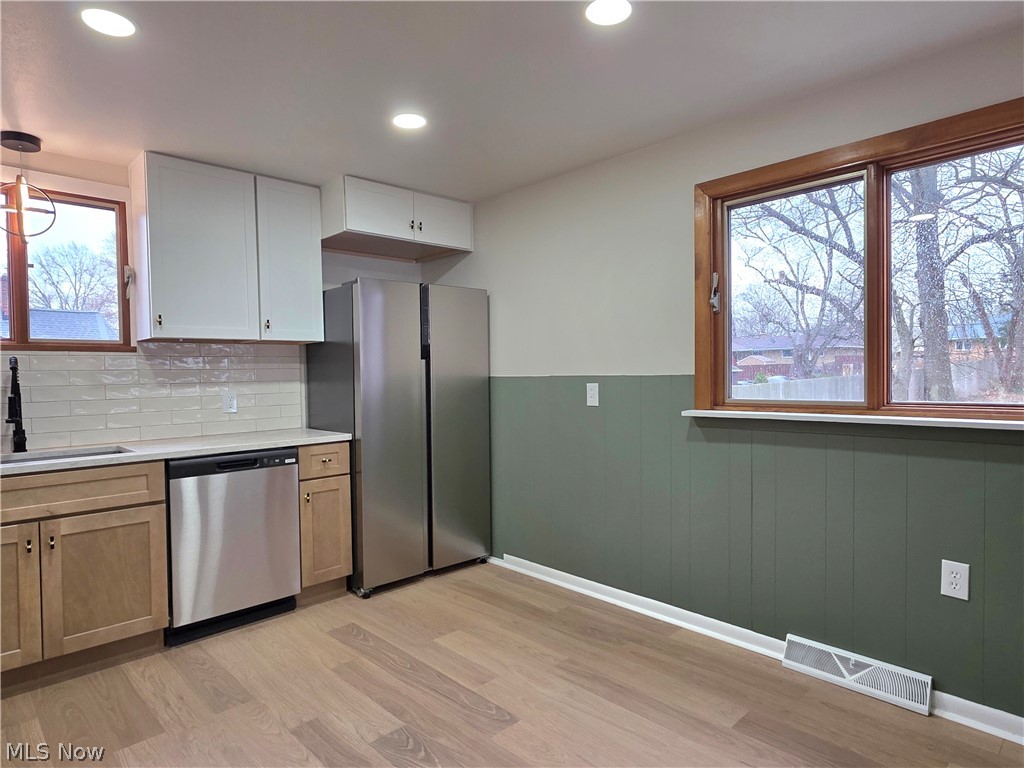 1324 Mapleview Drive Seven Hills OH 44131