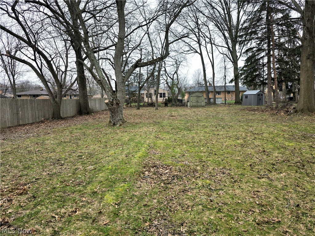 1324 Mapleview Drive Seven Hills OH 44131