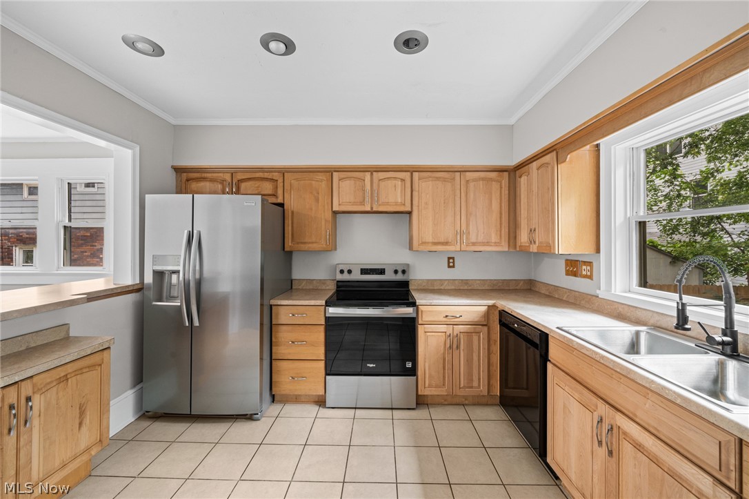 1376 Goodyear Boulevard Akron OH 44305