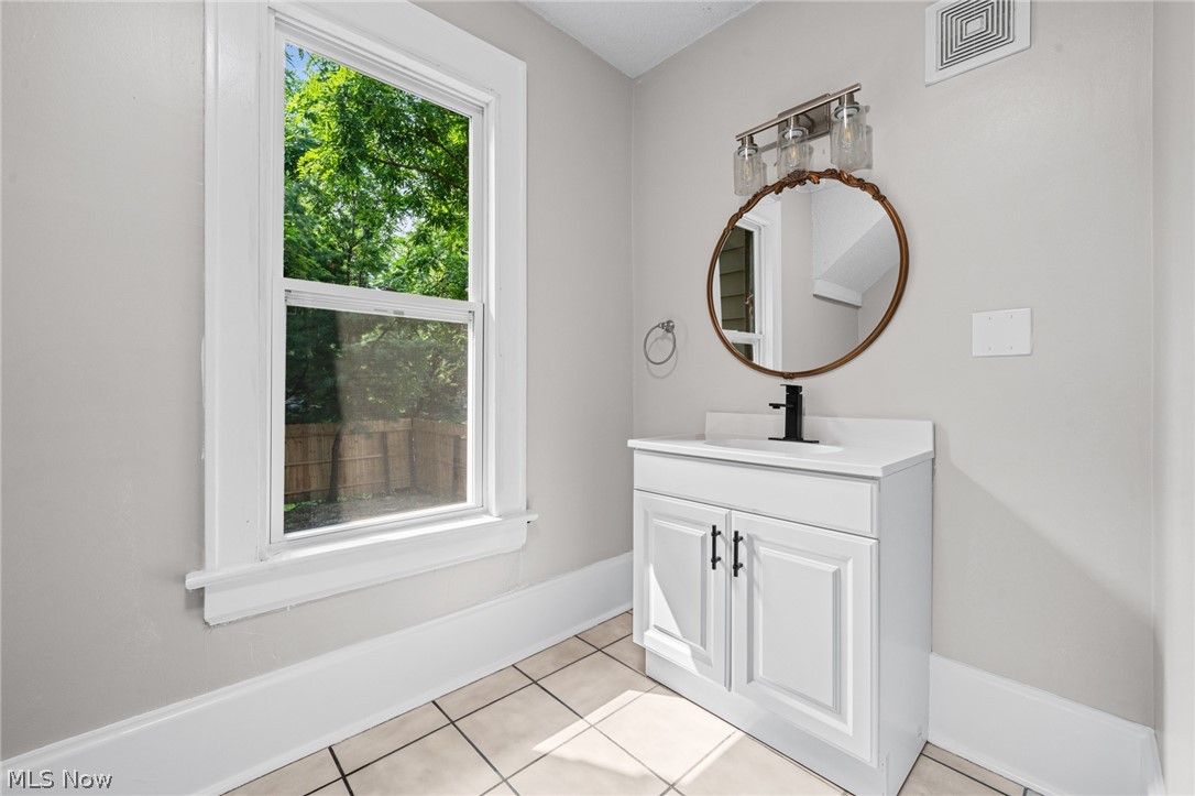 1376 Goodyear Boulevard Akron OH 44305