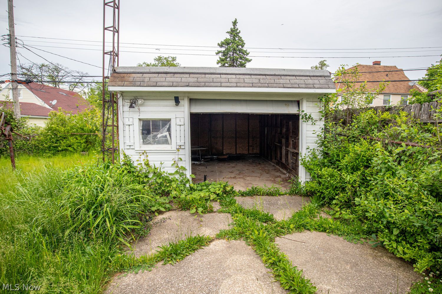 16315 Harvard Avenue Cleveland OH 44128
